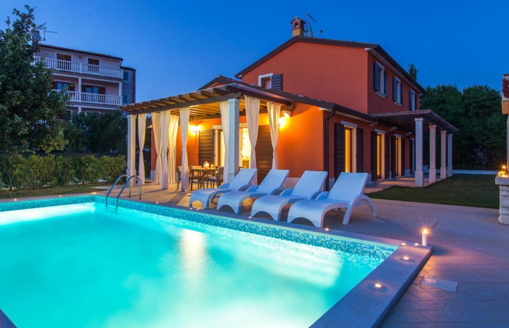 Villas Vilanija Umag Exterior photo