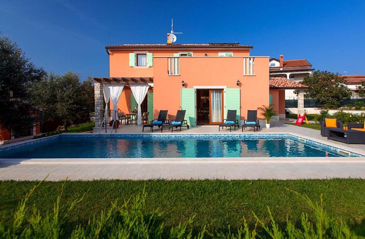 Villas Vilanija Umag Exterior photo